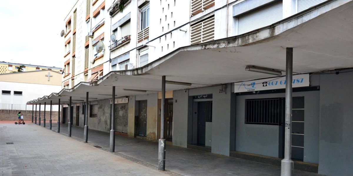 La plaça de Les Termes, l'agost de 2023. Autor: J.d.A.  