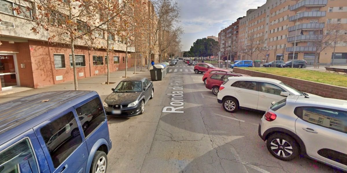 Ronda de Pau Vila, a la Creu de Barberà. Via Google Street View