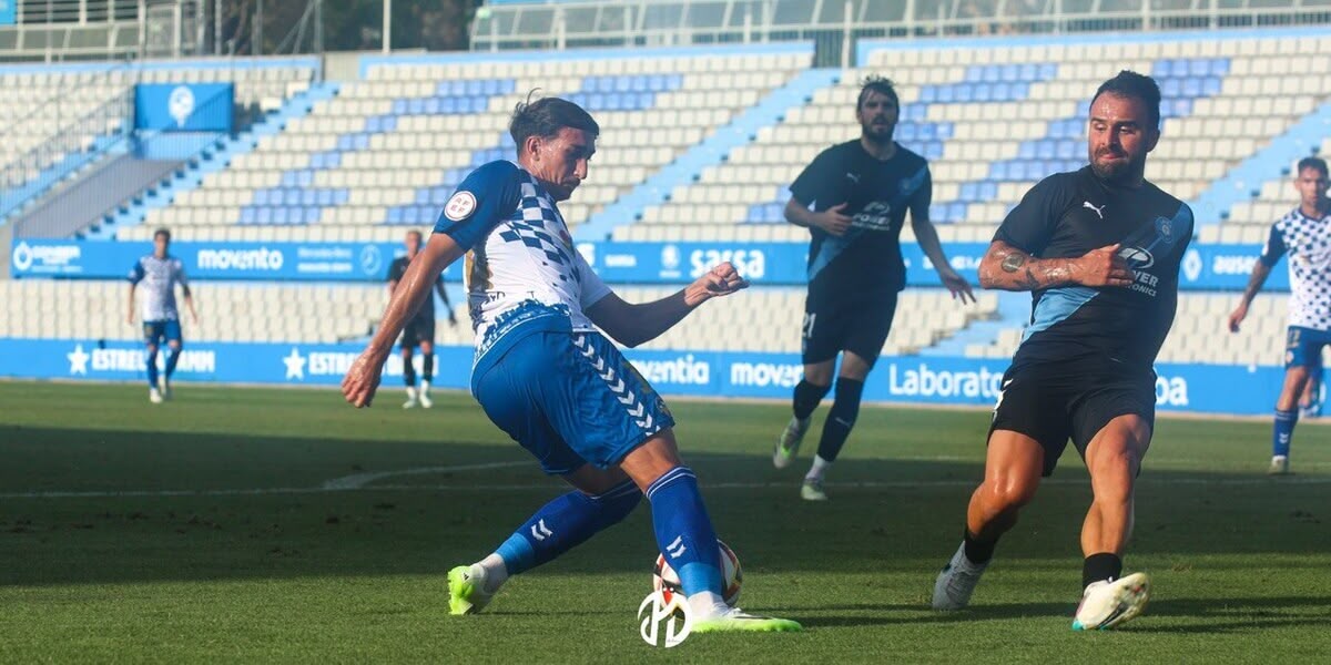 Baselga, retallant dins de l'àrea. Autora: Sendy Dihör.