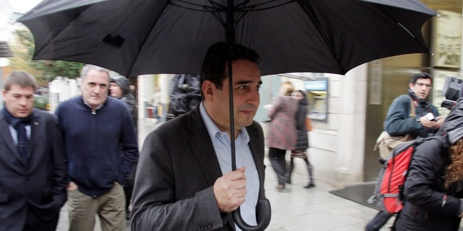 Foto portada: l'exalcalde de Sabadell, Manuel Bustos, el 27 de novembre de 2012. Autor: ACN. 