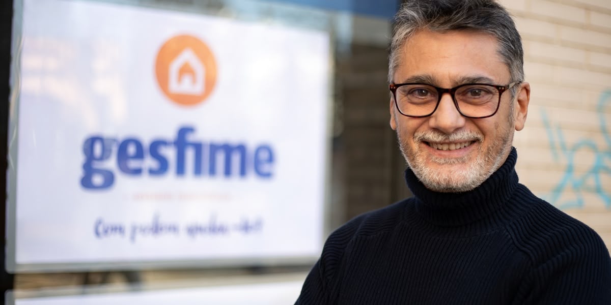 El periodista i ara assessor immobiliari Juan Reyes, aquest 21 de novembre. Autora: Alba Garcia. 