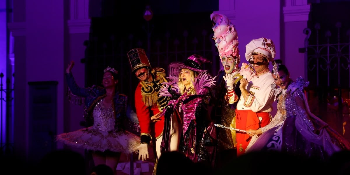 Els personatges de 'Somriu el Nadal' obriran el seguici.