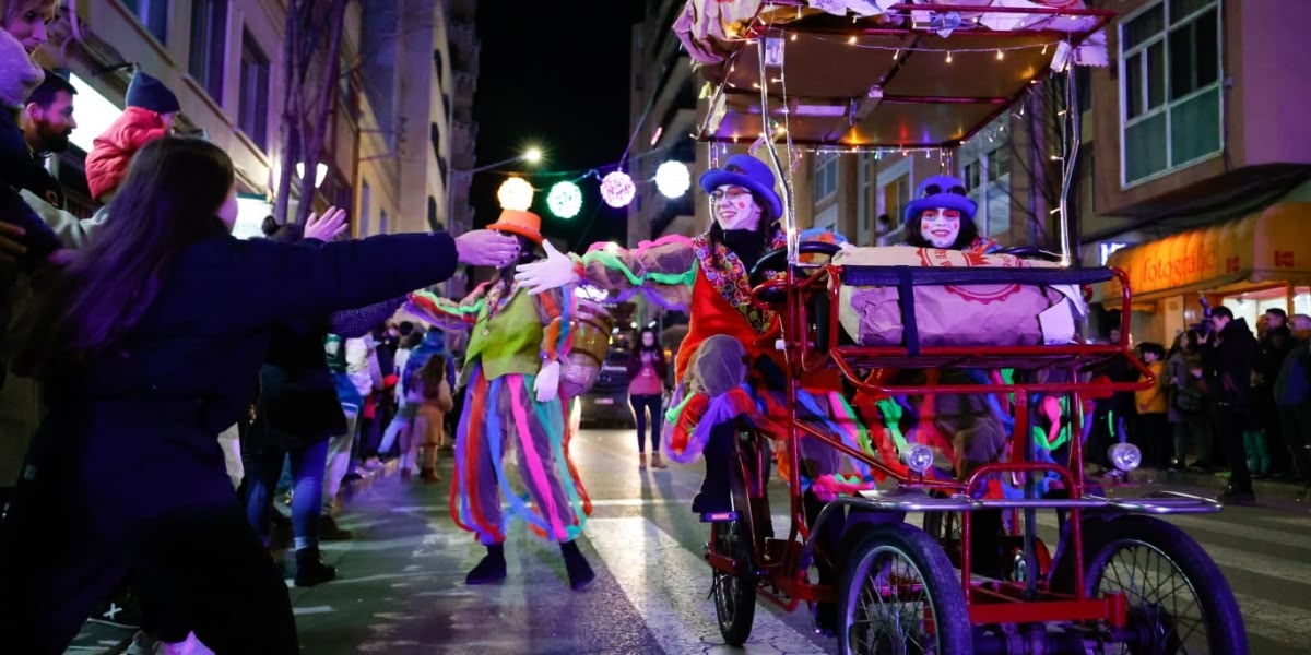 Foto portada: un moment de la cavalcada de Reis l'any passat. Autor: D.Jiménez.