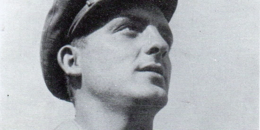 Jaume Girabau al front, data desconeguda.