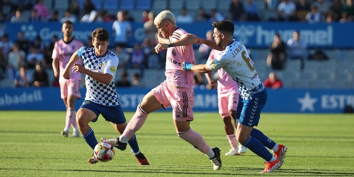 Calavera i Domènech, defensant Longo. Autora: S. Dihör.