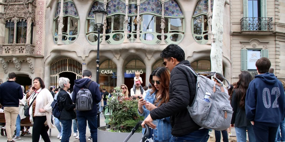 Turistes a la Casa Batlló. Autor: ACN