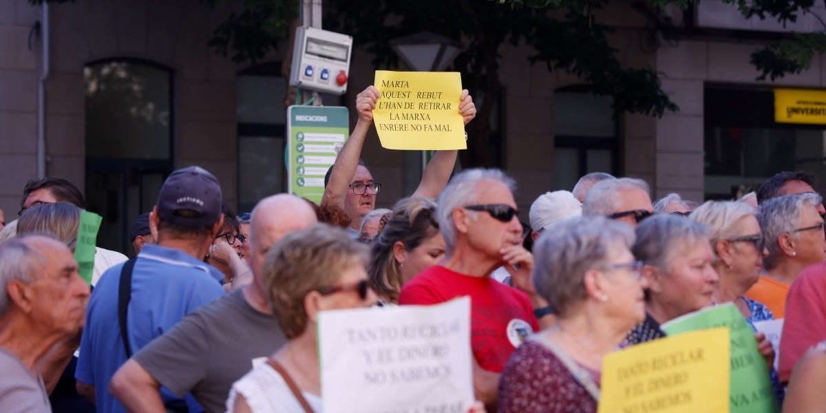 Segona manifestació contra la taxa comarcal de residus. Autor: David Jiménez.