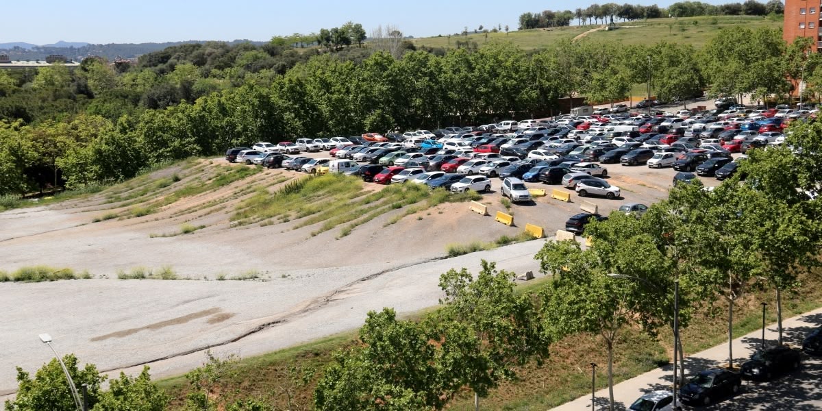 Foto portada: solar de l'Eix Macià. Autor: ACN.