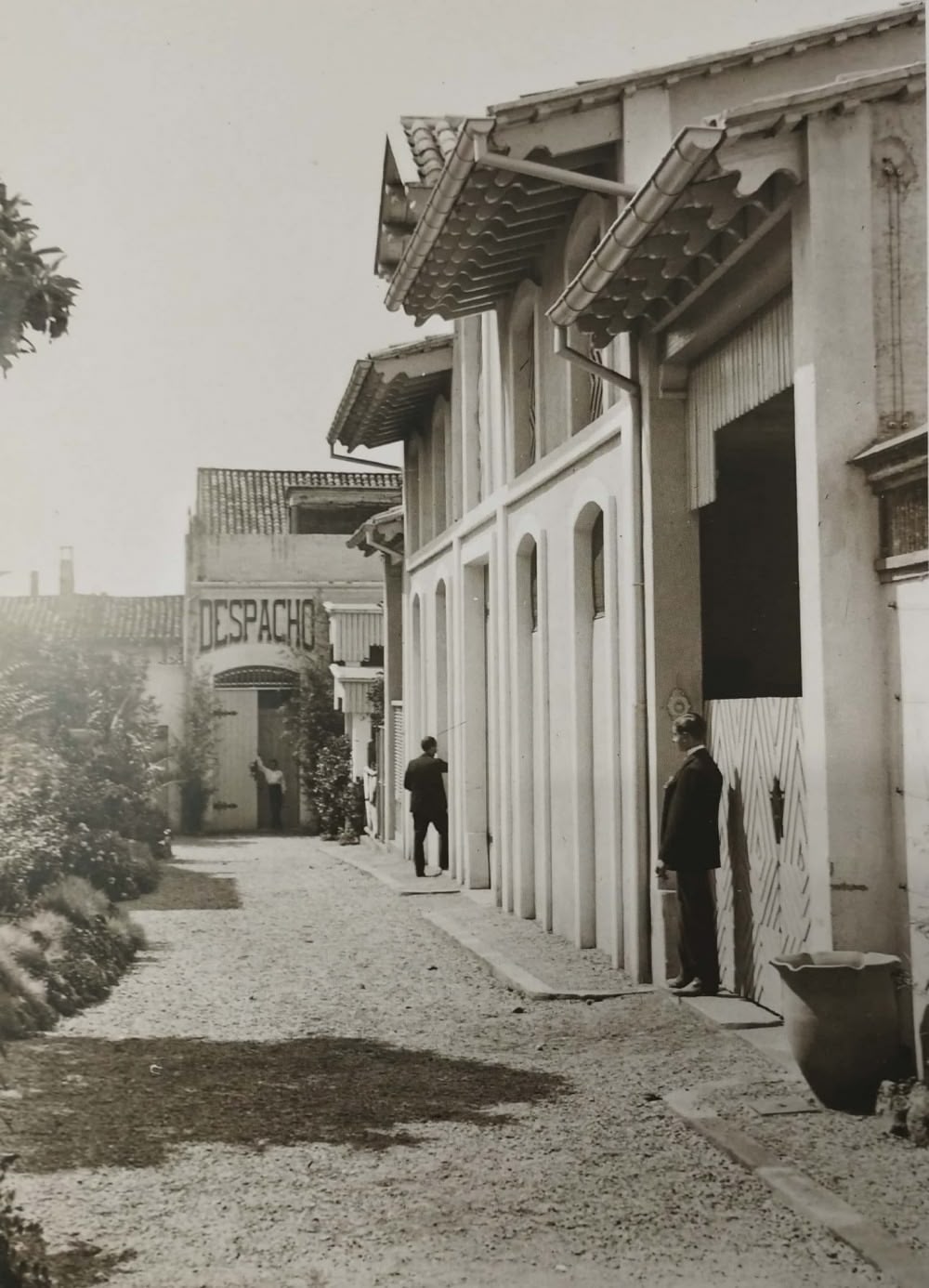 El despatx de Francesc Pulit Vidal a la plaça del Gas a la fi del segle XIX. Autor: Francesc Pulit.