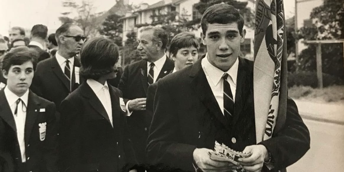 Miquel Torres, abanderat a la vila olímpica de Tòquio. Autor: cedida.