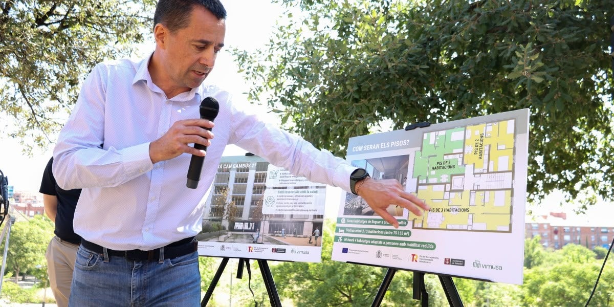 Arquitecte de VIMUSA explicant el projecte. Autora: Alba Garcia Barcia.