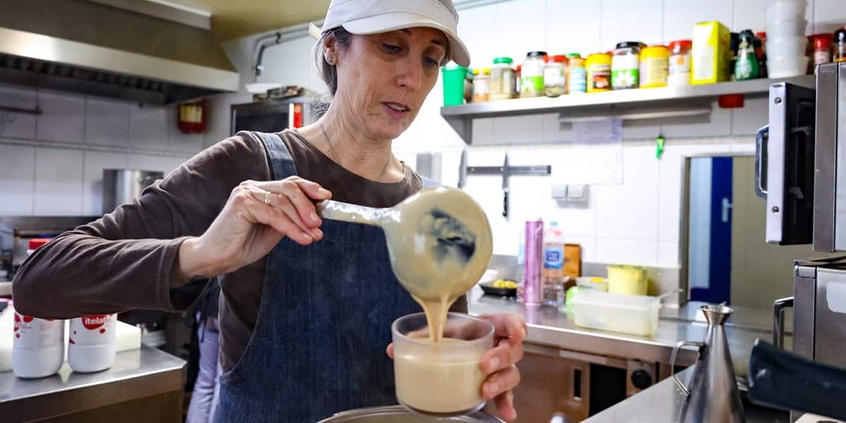 Cuinera al Vilarrubias. Autor: Alba Garcia.