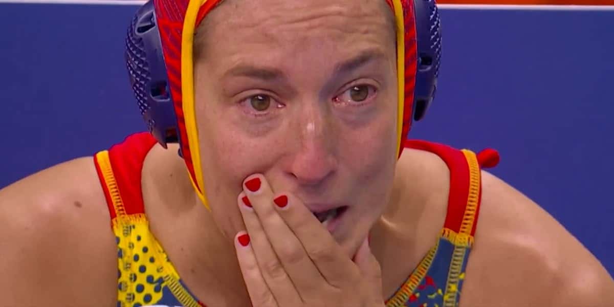 Llàgrimes d'emoció de Laura Ester, en el tram final de la final olímpica.