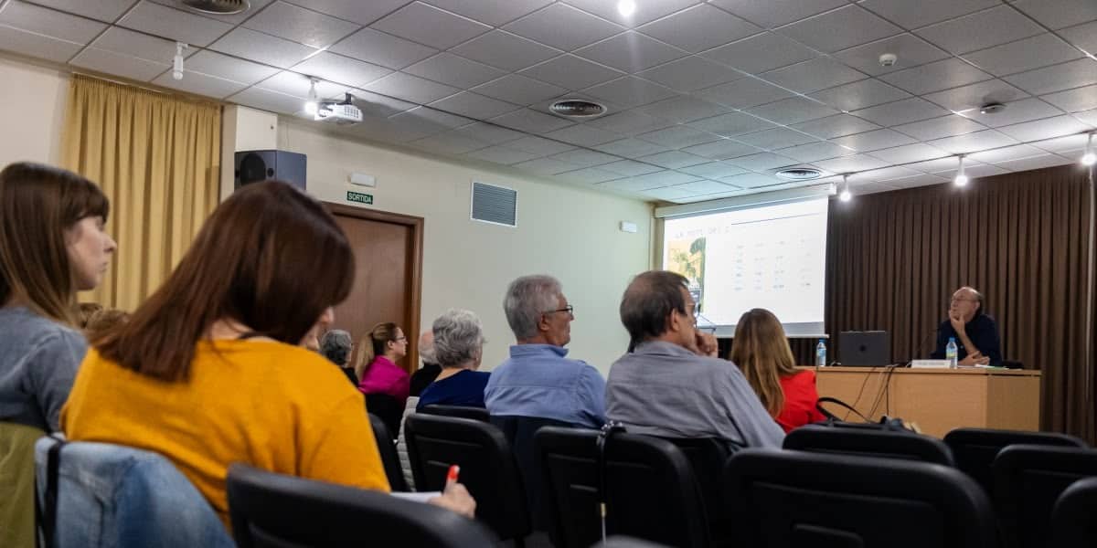 El geògraf Ángel Cebollada, en el Fórum de Democràcia Local 2024. Autora: Alba Garcia.