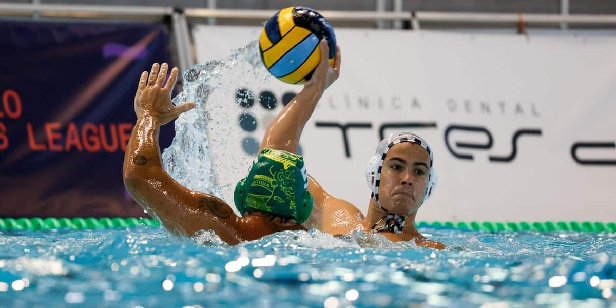 Fran Valera, durant el partit.