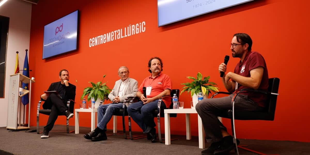 Taula rodona amb tres dels guanyadors del Premi David. Autor: David Jiménez.