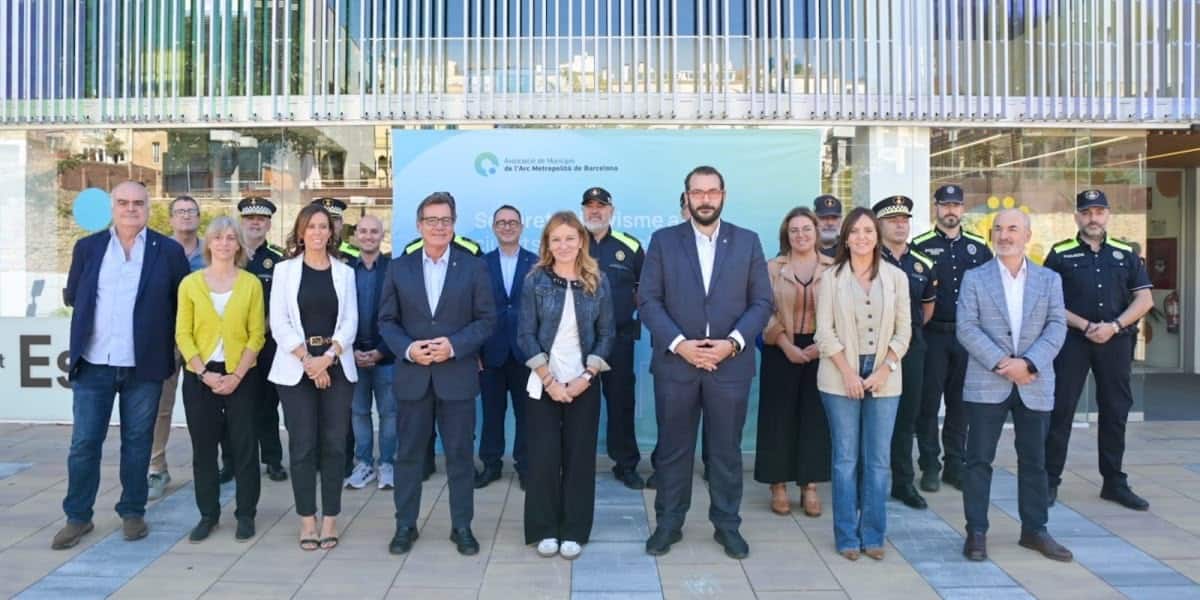 Alcaldes i regidors de l'Arc Metropolità. Autor: cedida.