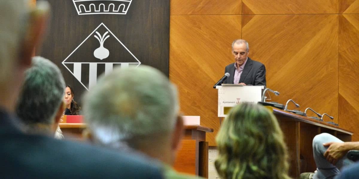 Antentas, glossant la figura de Carme Valero. Autor: J.d.A.