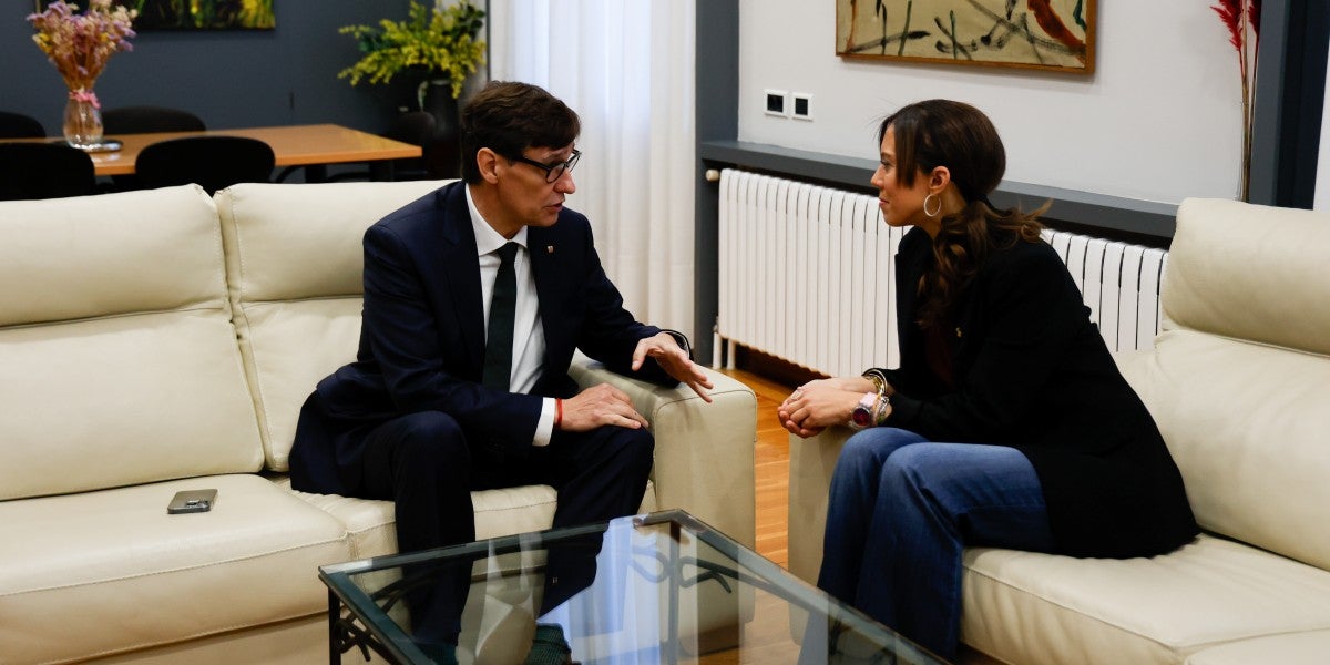 Reunió de Salvador Illa i Marta Farrés, a l'Ajuntament. Autor: David Jiménez.