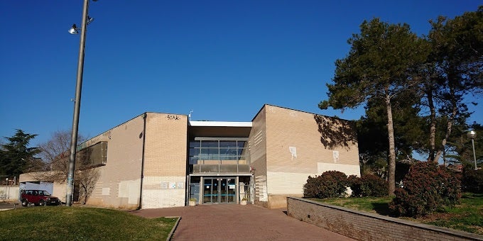 Foto portada: exterior del CAP Ca n'Oriac. Font: Google.