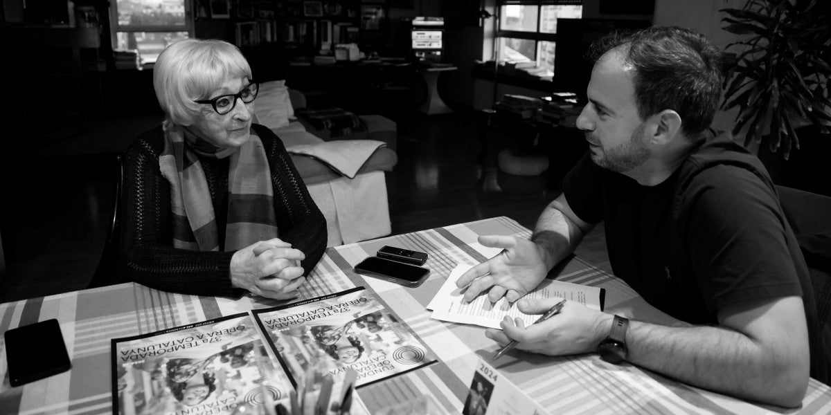 Mirna Lacambra, cantant d'òpera i 'alma màter' dels Amics de l'Òpera de Sabadell, en una entrevista. Autor: David Jiménez.