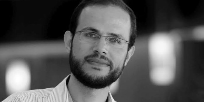 El poeta gazatí Refaat Alareer, asesinado por Israel el pasado 6 de diciembre