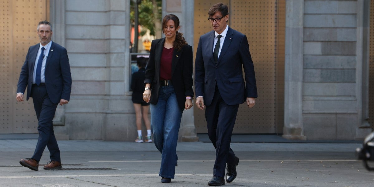 Foto portada: l'alcaldessa de Sabadell, Marta Farrés, i el president de la Generalitat, Salvador Illa, a la plaça Sant Roc. Autor: D.Jiménez.
