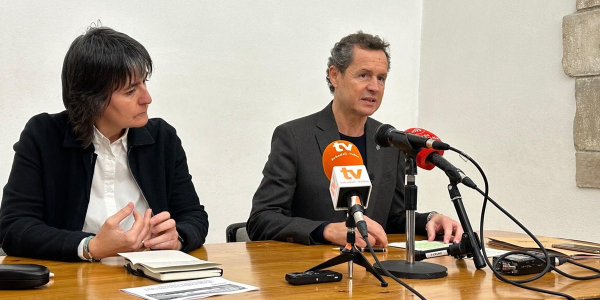 Foto de portada: la presentació del projecte de la CNL al Museu d'Història. Autor: M.G