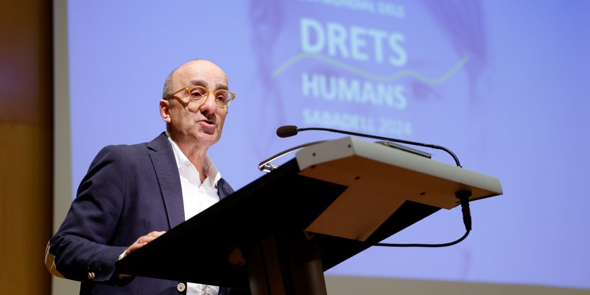 El Síndic de Greuges de Sabadell, Josep Escartín, durant l'acte del Dia dels Drets Humans. Autor: David Jiménez