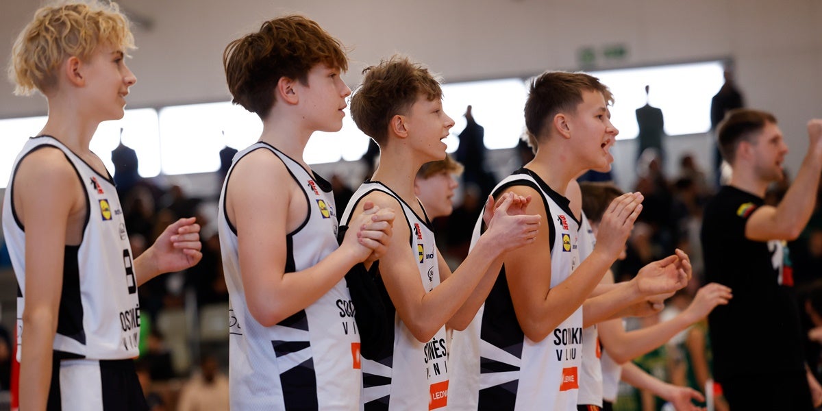 Els jugadors del SKM lituà. Autpr: D. Jiménez