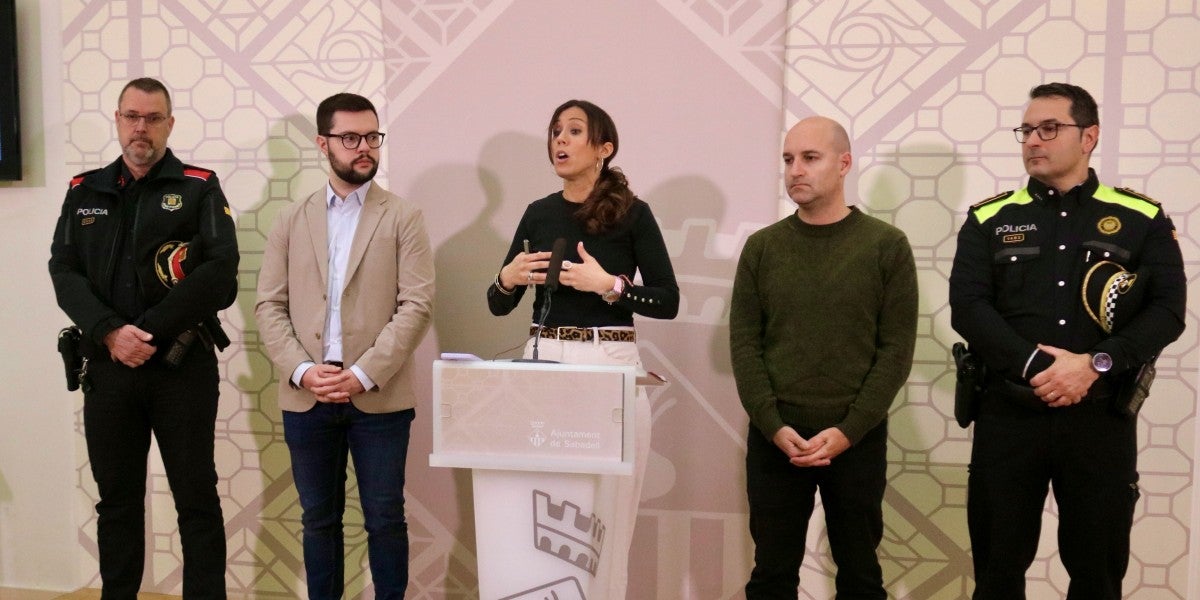 Roda de premsa de balanç de les ocupacions d'habitatges l'any 2024.