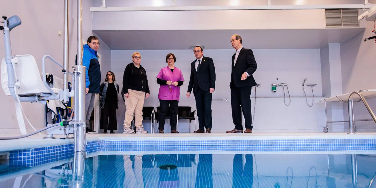 El president del Parlament de Catalunya, Josep Rull, visitant Atendis. Autor: cedida.