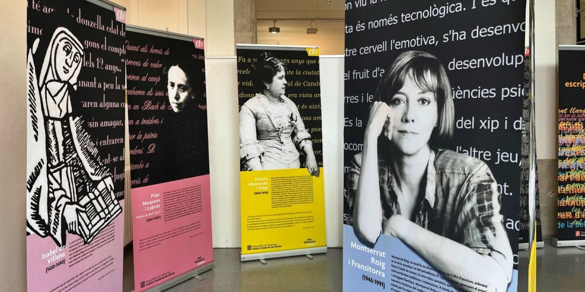 Mostra d'autores catalanes amb motiu del 8M. Foto: Jordi M