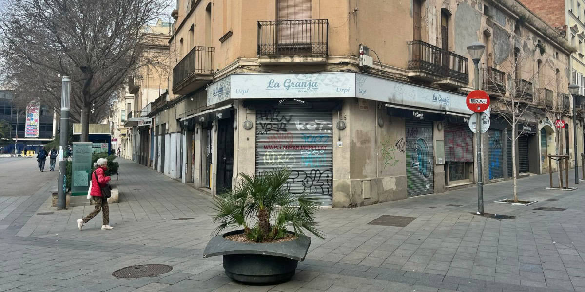 La Granja Urpí, tancada.