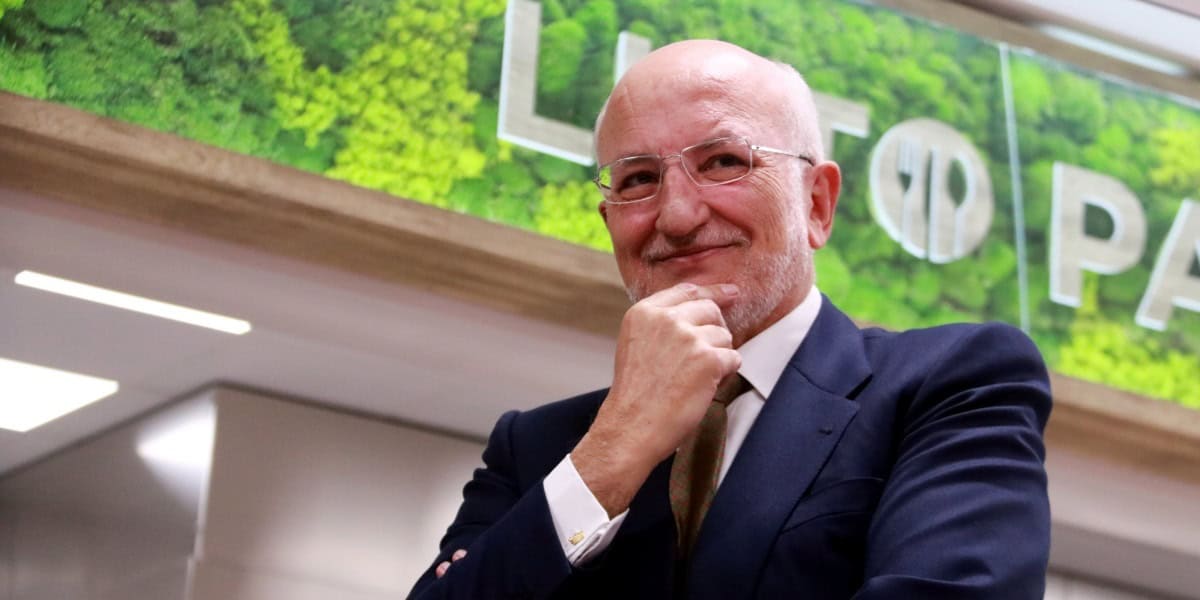 Pla tancat del president de Mercadona, Juan Roig, en el Centre de Coinnovació de la companyia situat al polígon Fuente del Jarro de Paterna el 12 de març de 2019 (Horitzontal)