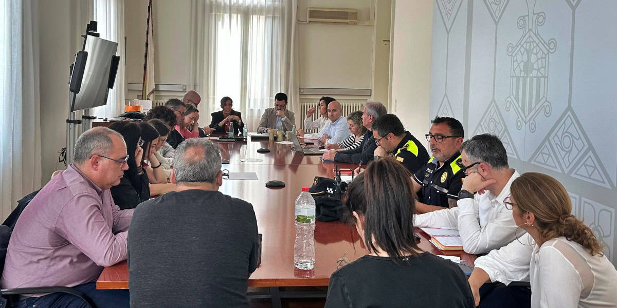 Reunió del Comitè d'Emergències, presidida per Farrés. Autor: cedida.
