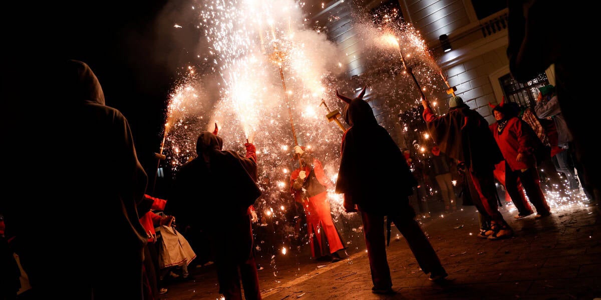 Un moment del Cebafoc 2025, festival del foc i la percussió que es fa cada any a Sabadell. Autor: D.Jiménez.
