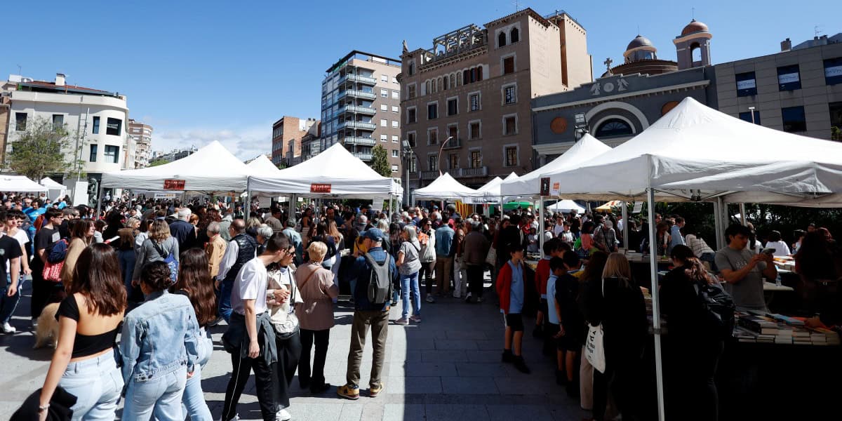 Imatges de la diada de Sant Jordi 2025 a Sabadell. Autor: D.Jiménez.