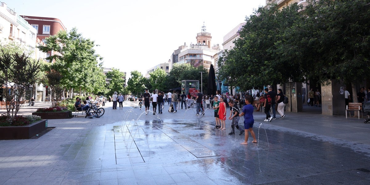 Foto portada: les noves fonts del Passeig de la plaça Major. Autor: D.Jiménez.