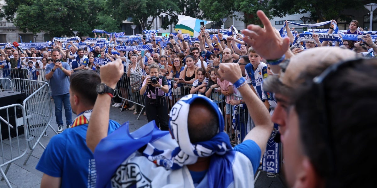 Els jugadors, entrant a Sant Roc. Autor: D.Jiménez.