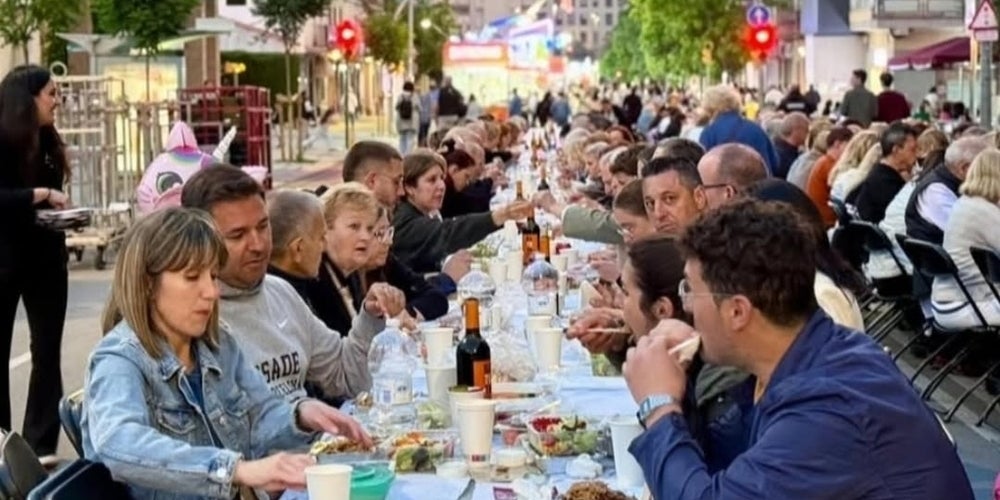 Sopar de festa major del barri de la Concòrdia. Autor: cedida.