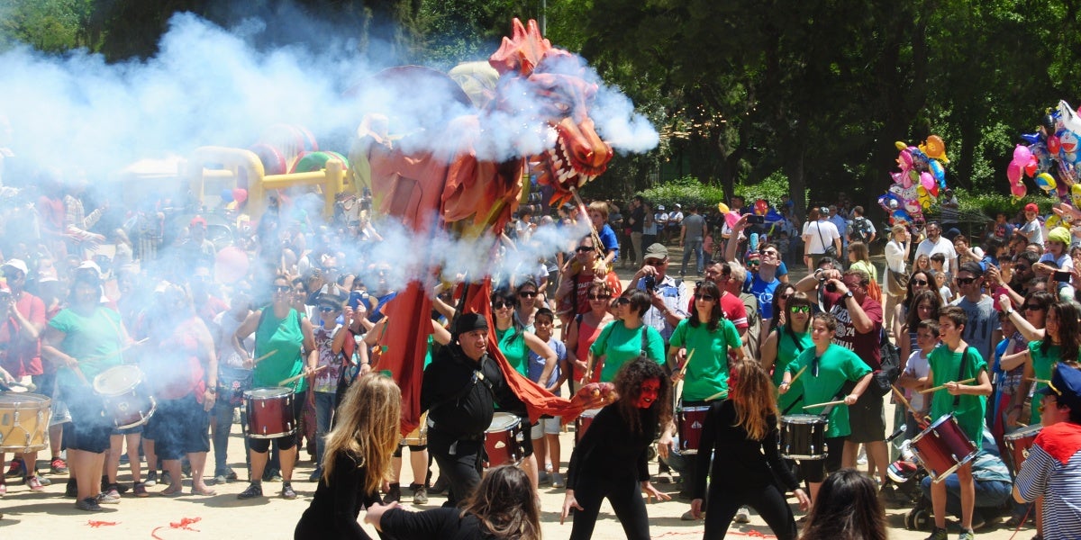 Foto portada: una Tamborinada celebrada al Parc de la Ciutadella. Autor: cedida.