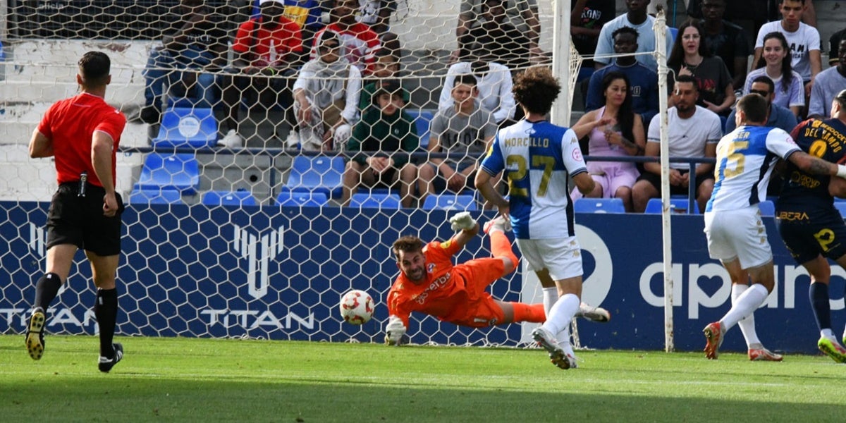 Cassaro, realitzant una de les parades. Autor: Críspulo Díaz