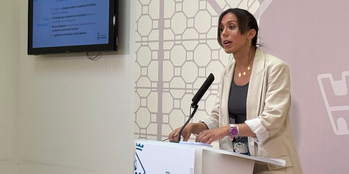 Farrés presentant el projecte de comunitat energètica. Autor: cedida.