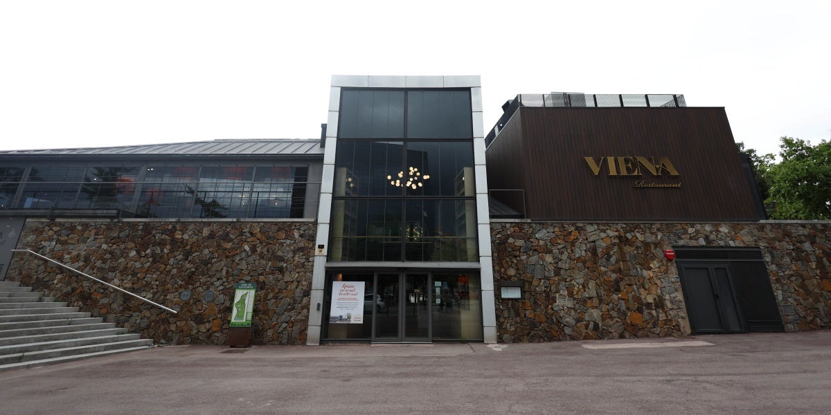 El restaurant Viena al parc de Catalunya. Autor: D.Jiménez.