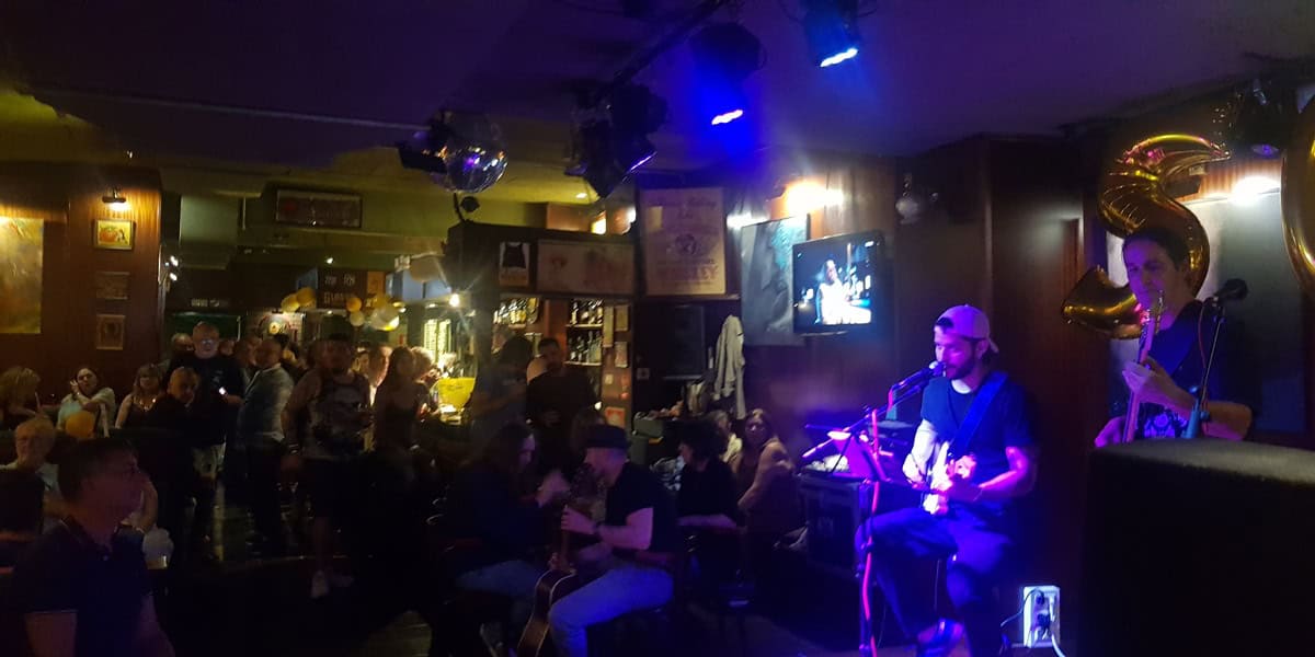 Celebració dels 50 anys del pub Griffin, a Ca n'Oriac. Autor: X.R / cedida.