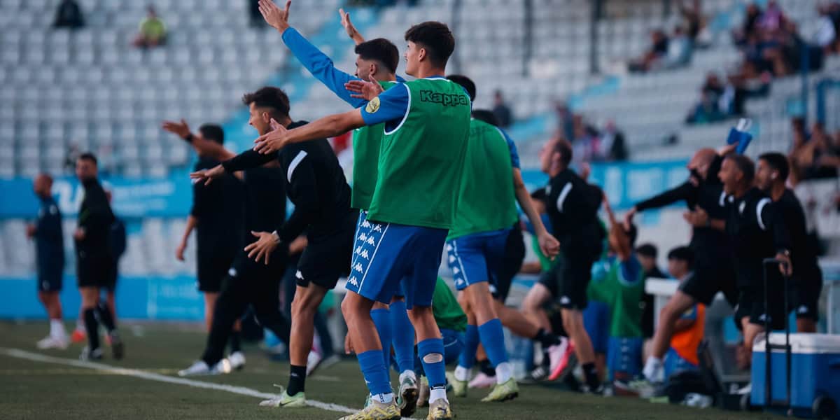 Foto de portada: darrers minuts d'alt voltatge a la NCA. Autora: Dihör