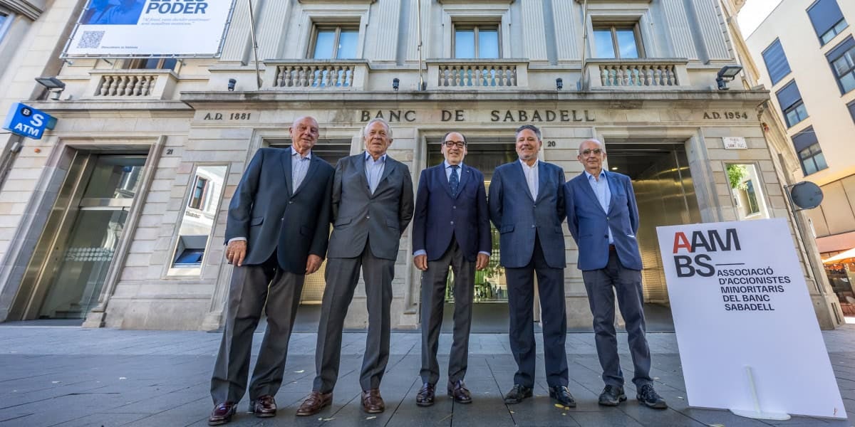 Bril, Corominas, Casas, LLonch i Badia, a la seu del BS, contra l'OPA. Autor: cedida.