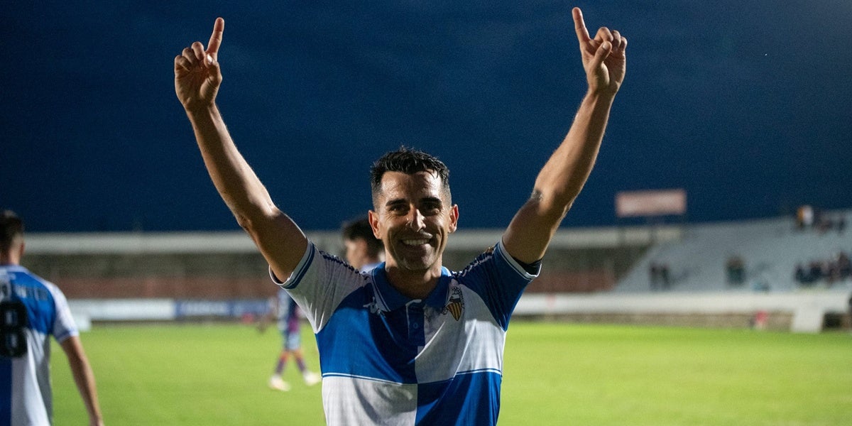 Foto de portada: celebració del gol de Martínez a la Copa del Rei. Foto: @CESabadell, via X