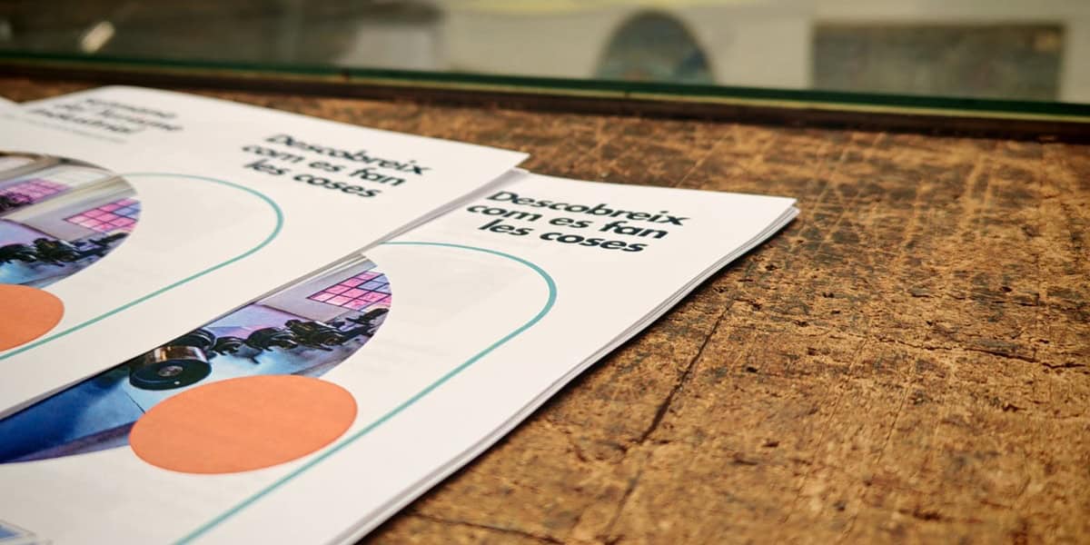 Dossier de les visites, que es pot aconseguir a l'Oficina de Turisme. Autor: Albert P.